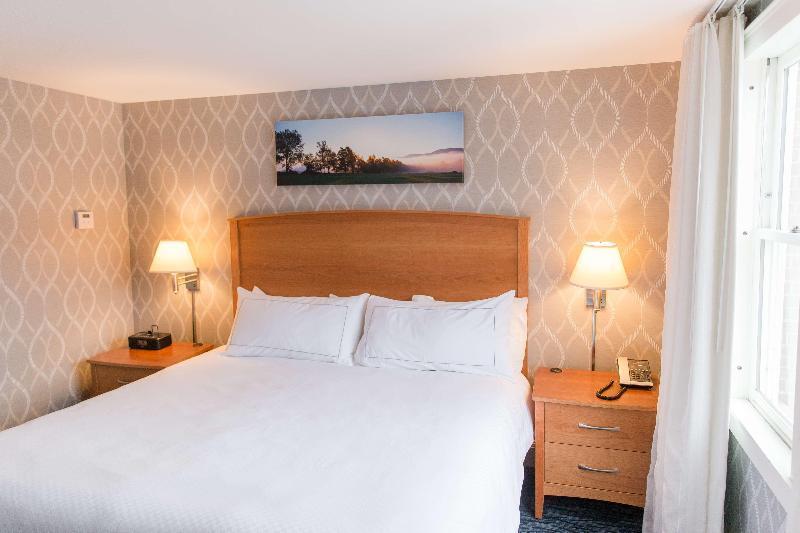 Capitol Plaza Hotel Montpelier Tapestry Collection By Hilton Kültér fotó