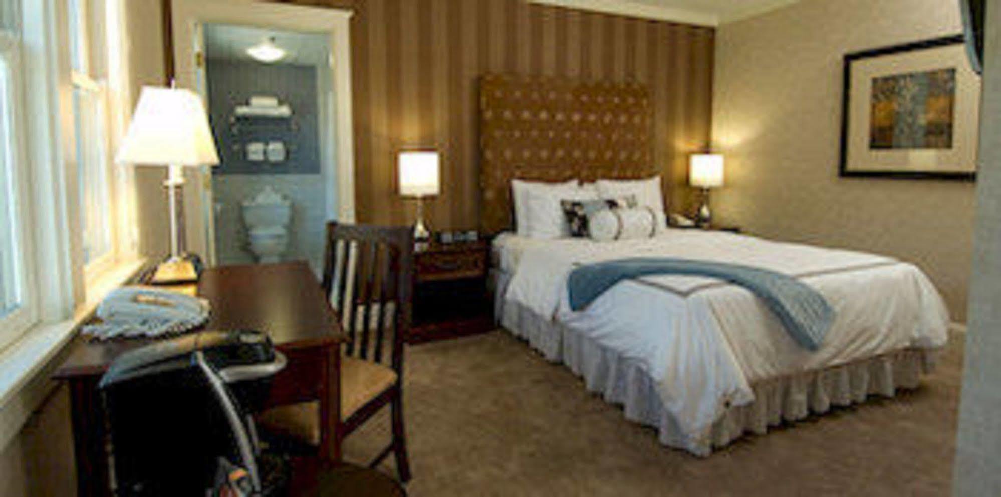 Capitol Plaza Hotel Montpelier Tapestry Collection By Hilton Kültér fotó